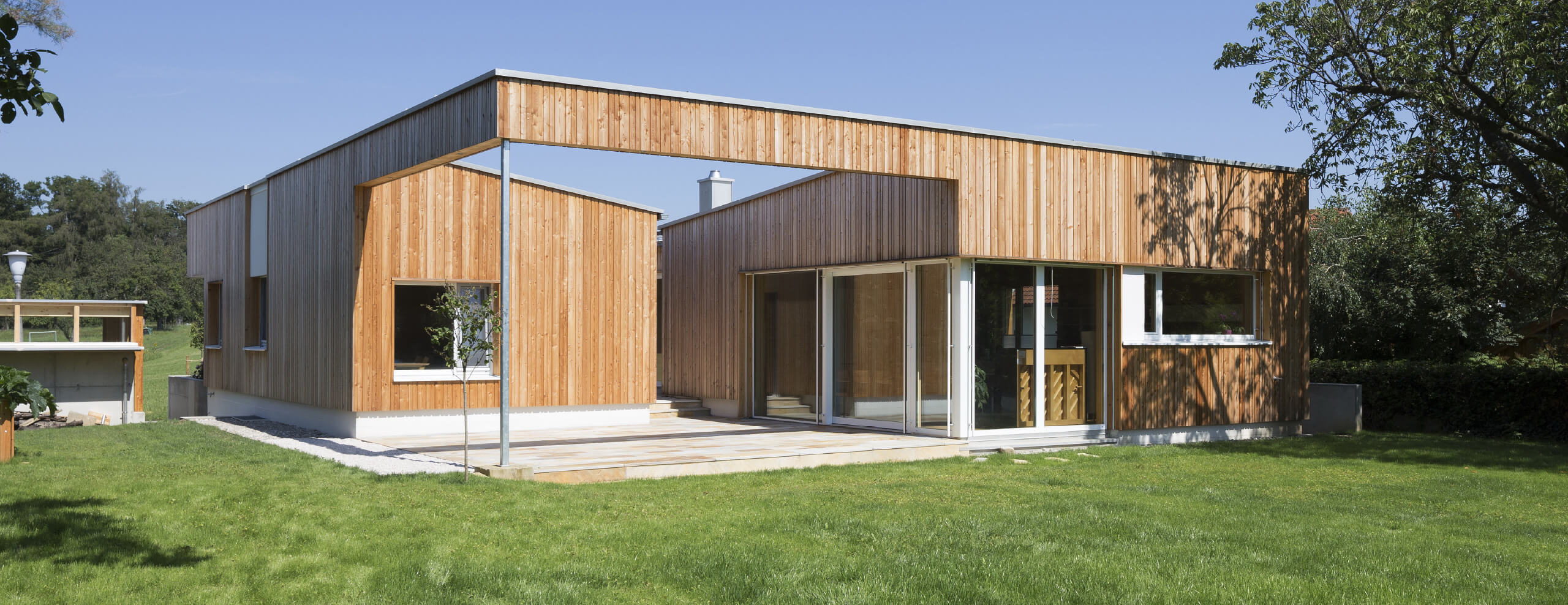 Leben im  naturreinen Holzhaus